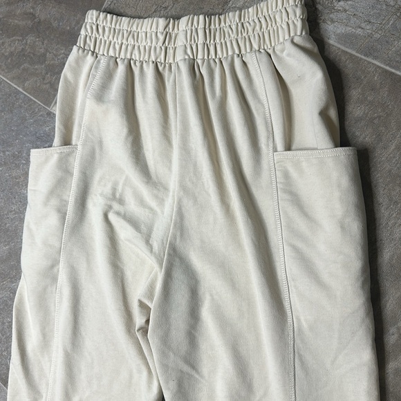 Roxy next set women’s sweatpants, tapioca colour size med NWOT - Picture 7 of 13